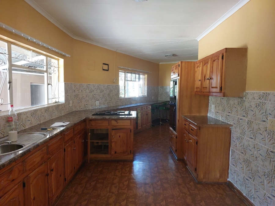 To Let 3 Bedroom Property for Rent in Suidrand Free State